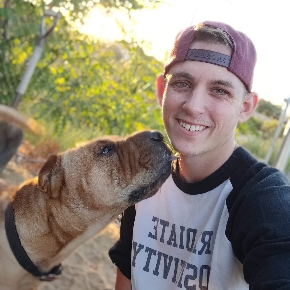 Meet your Posher, Zach